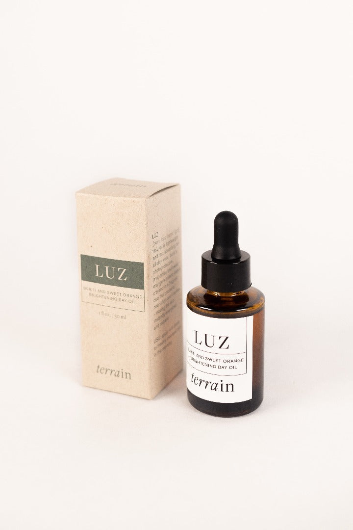 LUZ Brightening Face Oil with Buriti and Sweet Orange