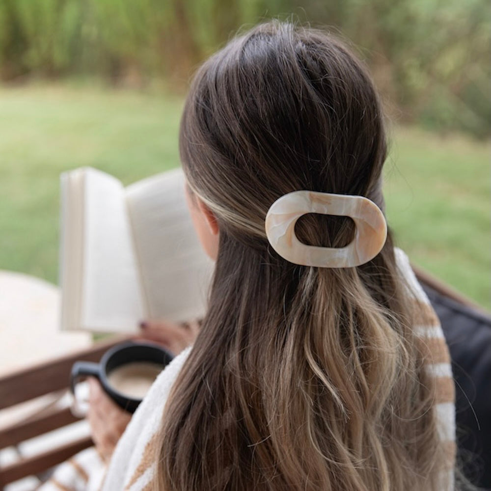 Large Oval Claw Clip Set – Golden Matte + Ivory Marble