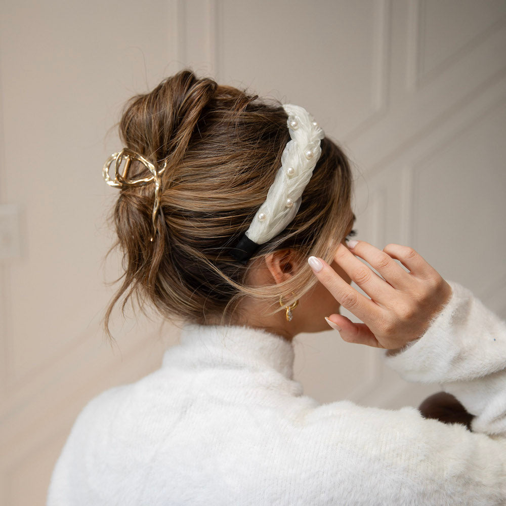 Large Twist Metal Clip - Gold {{variant_option_1}} {{variant_option_2}}