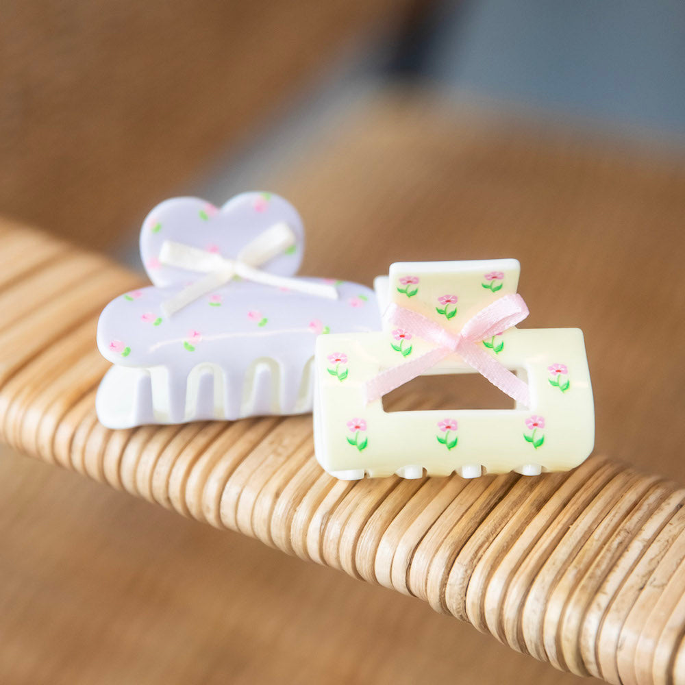 Medium Claw Clip Set - Flower + Heart {{variant_option_1}} {{variant_option_2}}