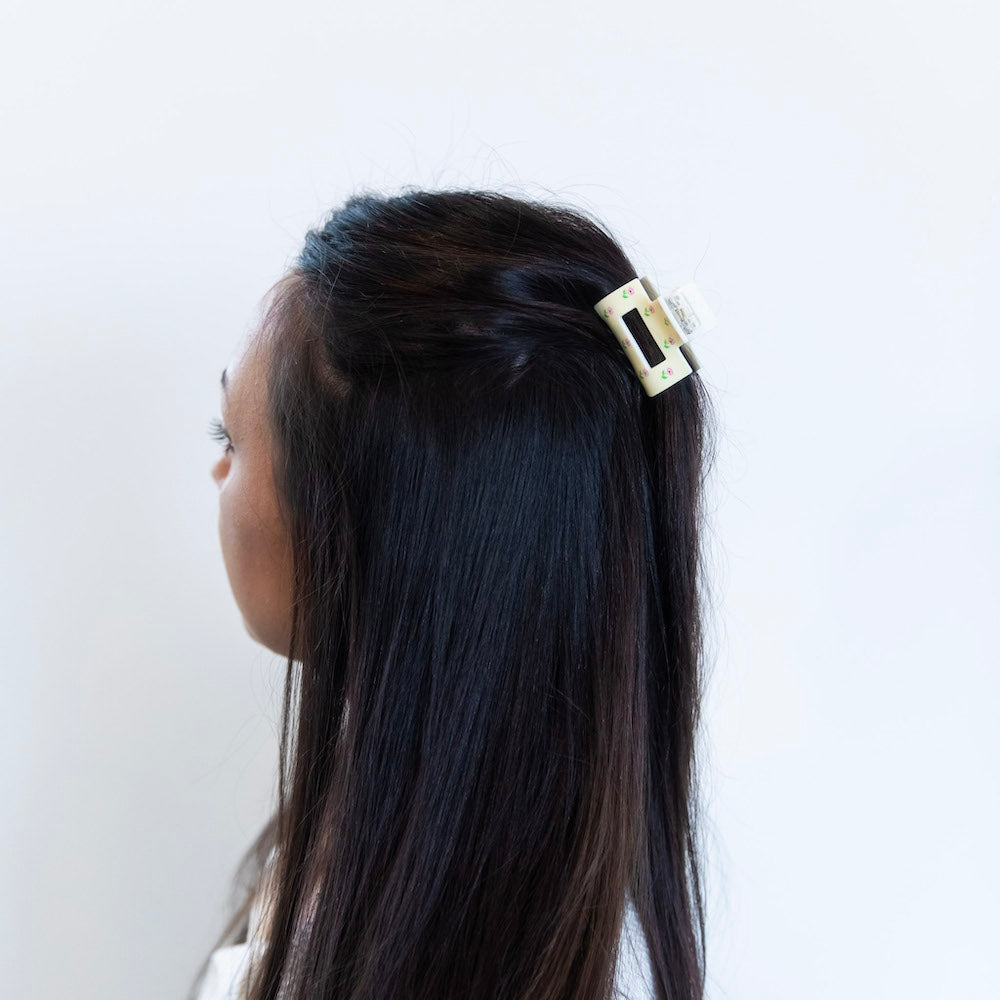 Medium Claw Clip Set - Flower + Heart {{variant_option_1}} {{variant_option_2}}