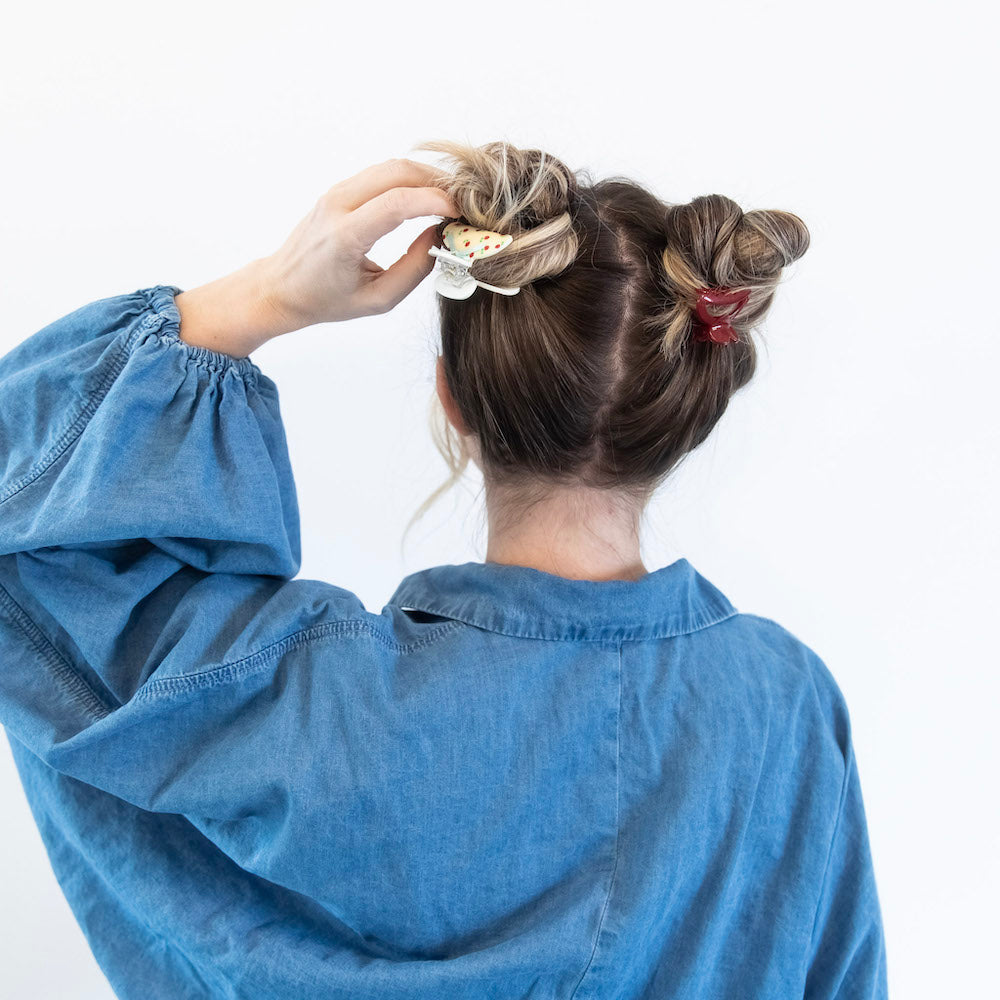 Medium Claw Clip Set - Flower + Heart {{variant_option_1}} {{variant_option_2}}