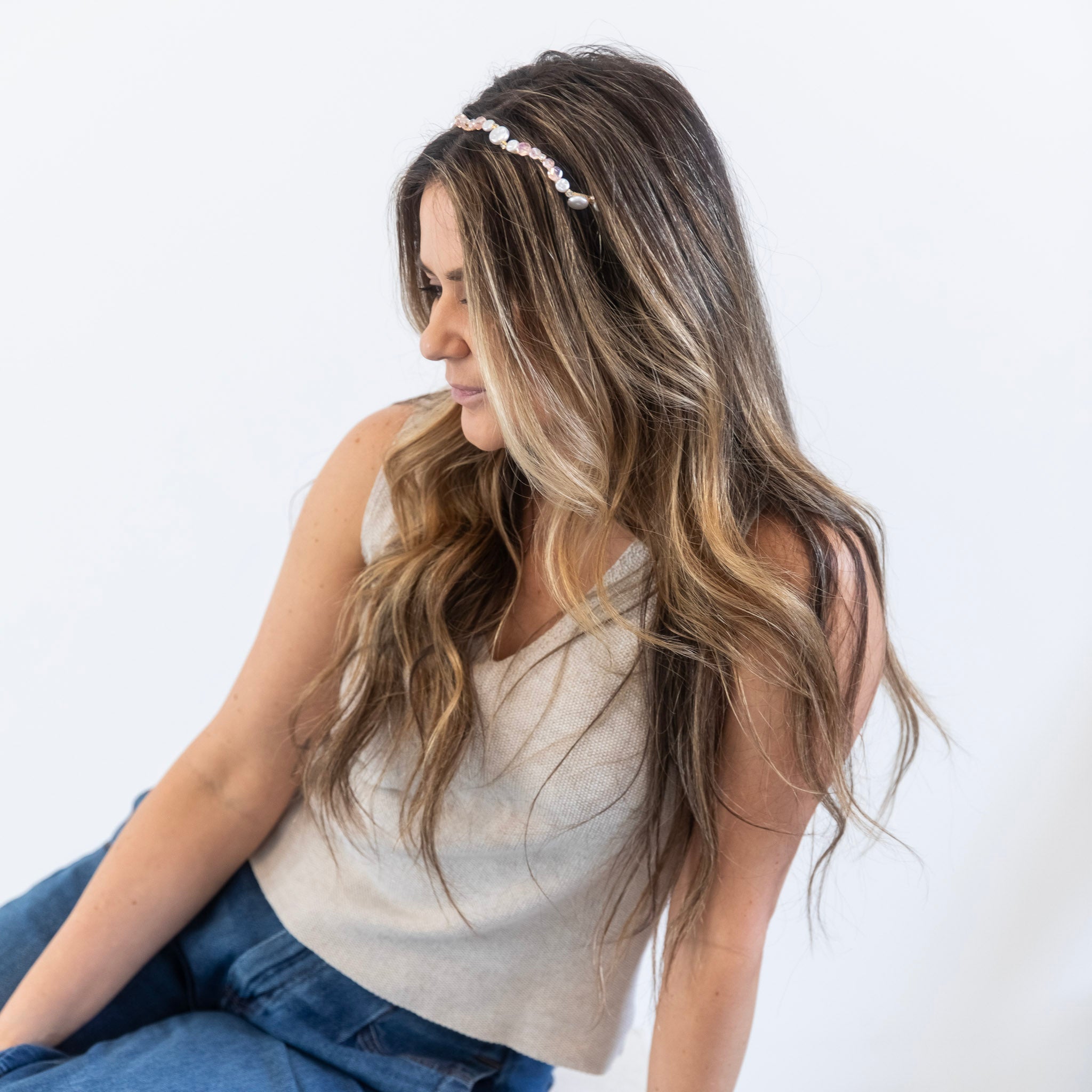 Wavy Oyster Pearl Headband - Pink {{variant_option_1}} {{variant_option_2}}