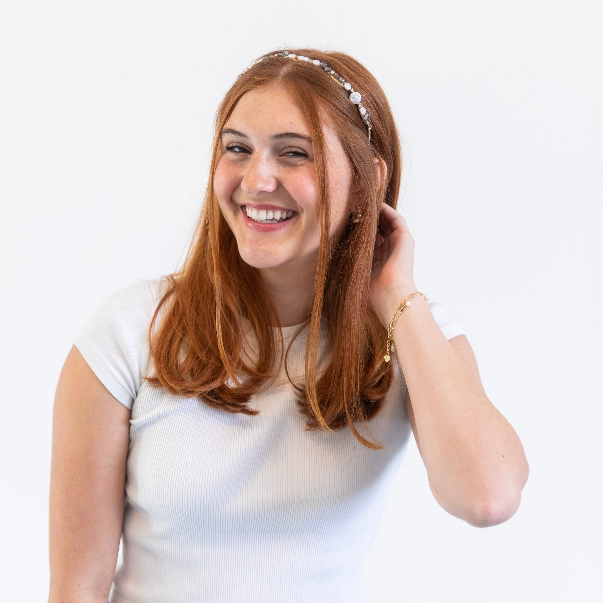 Wavy Oyster Pearl Headband - Grey {{variant_option_1}} {{variant_option_2}}