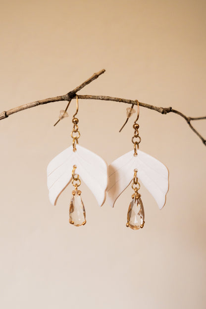 Teardrop Feathers