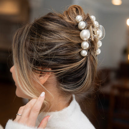 Medium Dots Clip - Pearl White