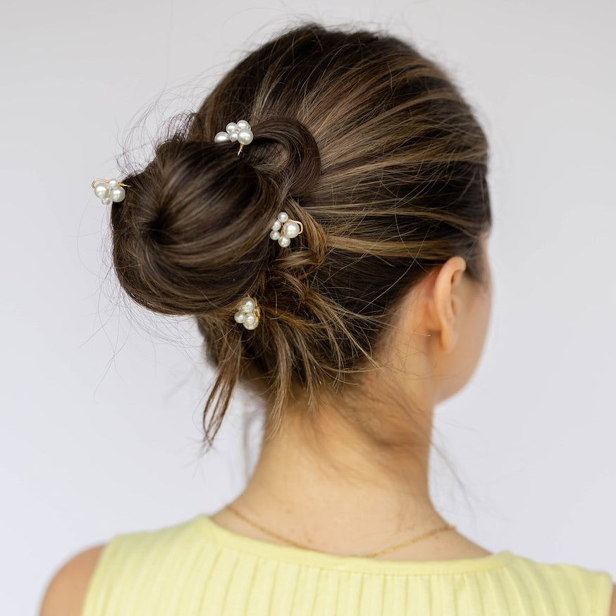 Pearl U Pins - White