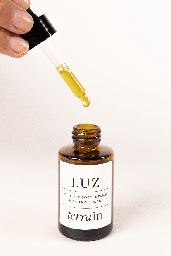 LUZ Brightening Face Oil with Buriti and Sweet Orange
