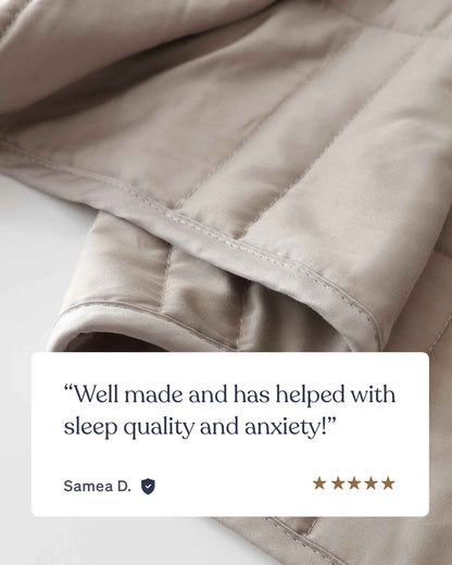 close-up shot of silver sage weighted blanket [42952280801499, 45574417842395, 43631556591835, 45574417973467, 43631556952283, 46452818477275, 43631557968091, 46452819034331, 47185819730139, 47185819828443, 47185819893979, 47185819959515]